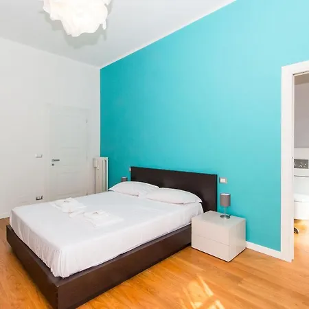 Guesthost - Porta Nuova & Parco Del Valentino Roomy Flat *