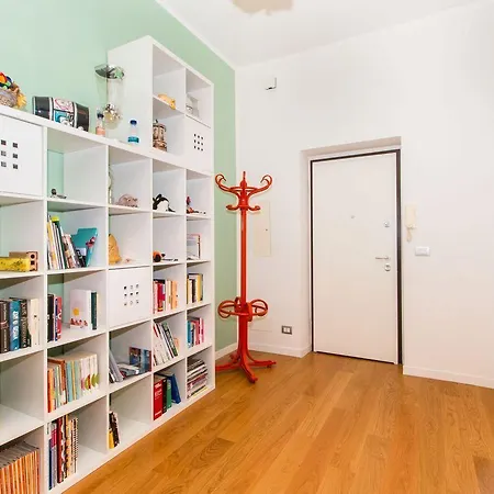 Guesthost - Porta Nuova & Parco Del Valentino Roomy Flat