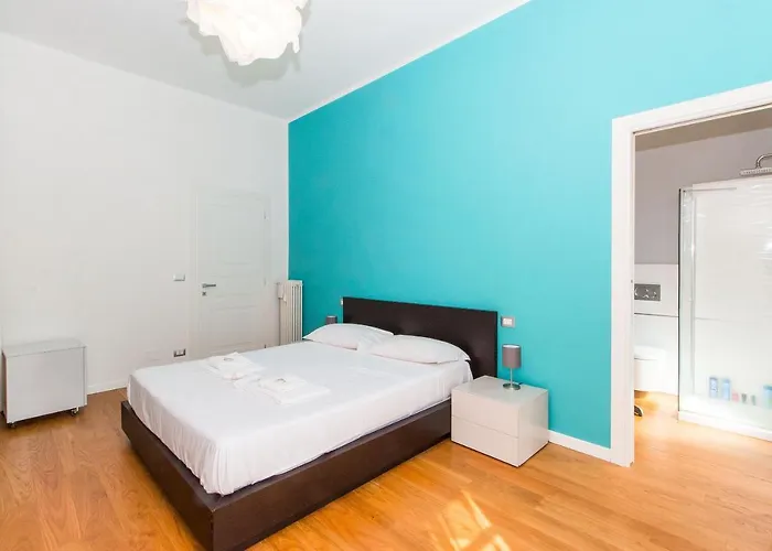 Guesthost - Porta Nuova & Parco Del Valentino Roomy Flat *