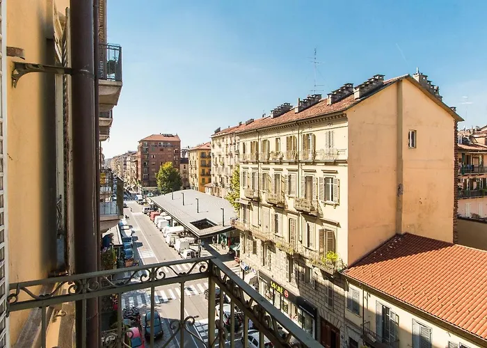 Apartment Guesthost - Porta Nuova & Parco Del Valentino Roomy Flat