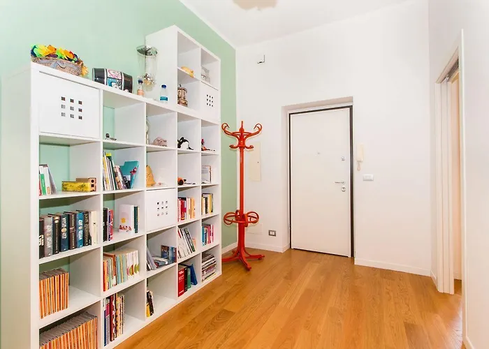 Guesthost - Porta Nuova & Parco Del Valentino Roomy Flat