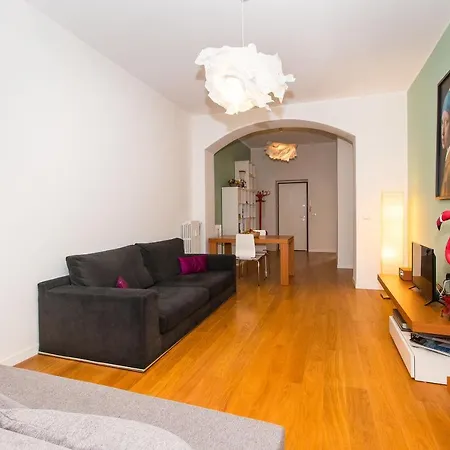 Apartment Porta Nuova & Parco Del Valentino Roomy Flat