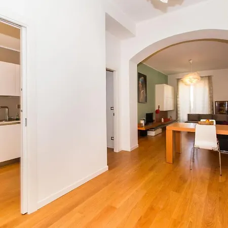 Porta Nuova & Parco Del Valentino Roomy Flat *